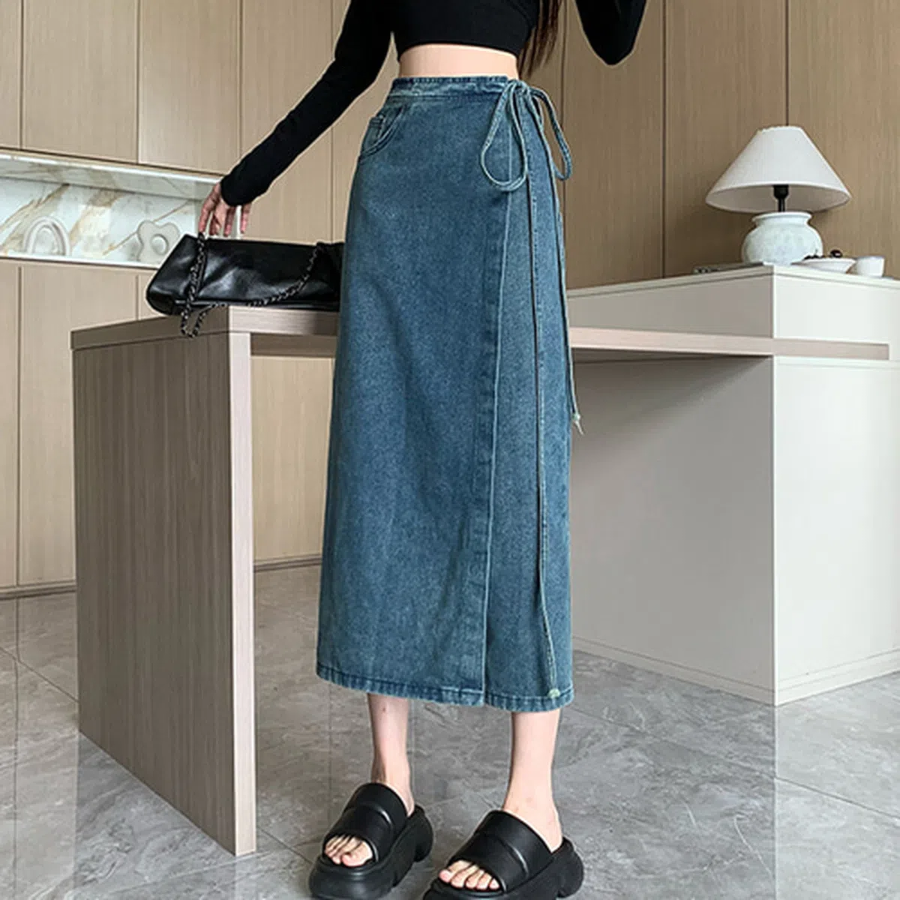 Длинная джинсовая юбка с винтажным эффектом и боковым разрезом