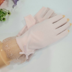 Светло-розовый