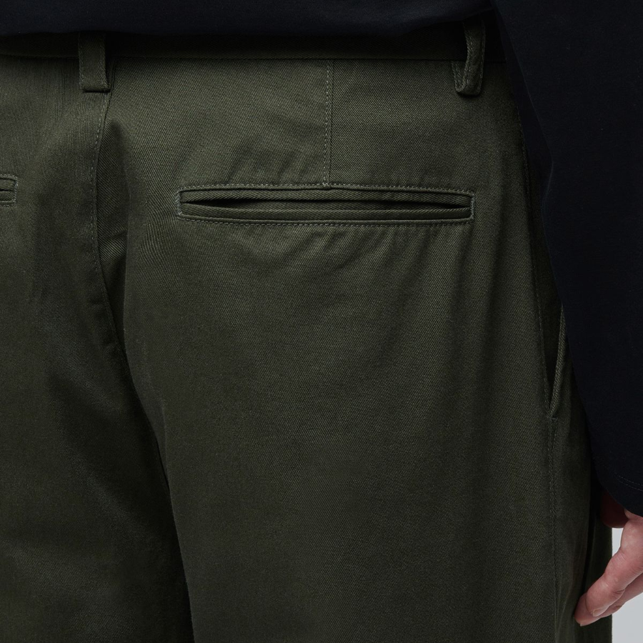 Two Tuck Wide Chino Pants [Khaki]