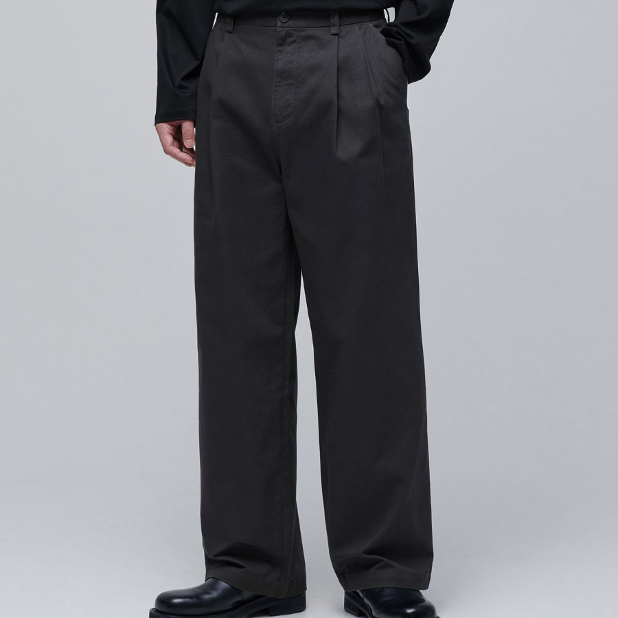 Two Tuck Wide Chino Pants [Dark Gray]