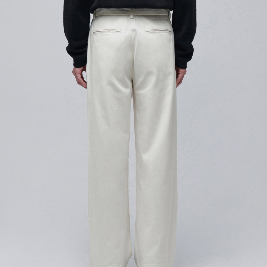 Two Tuck Wide Chino Pants [Cream]