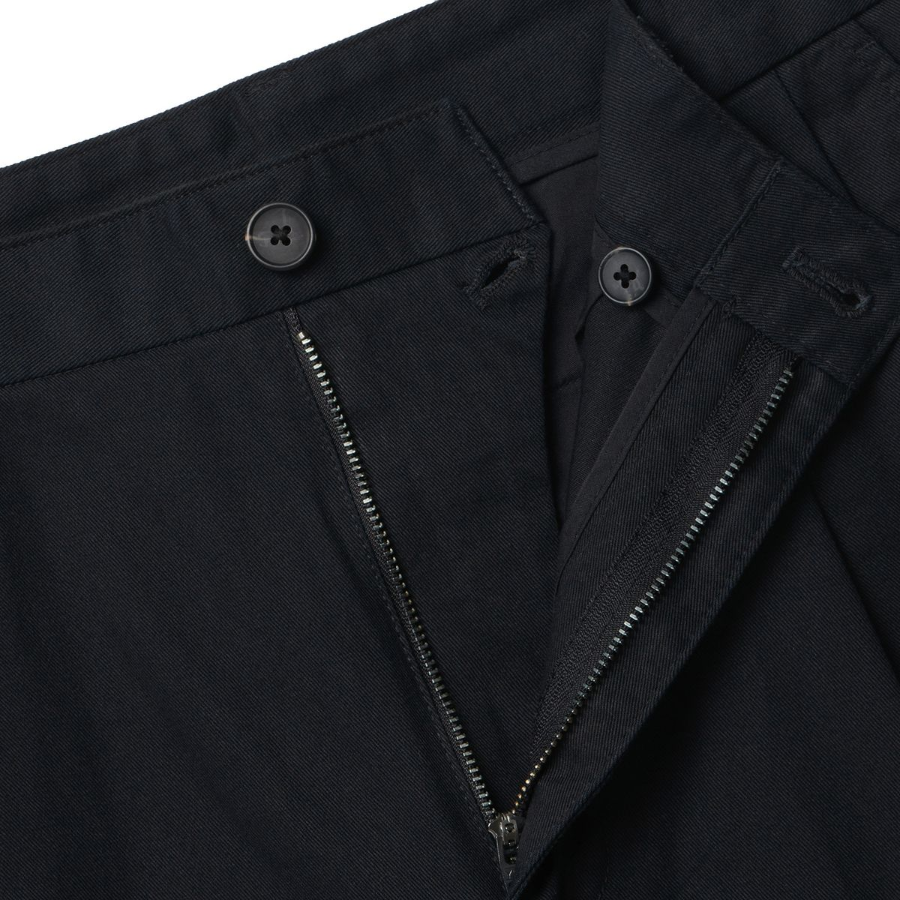 Two Tuck Wide Chino Pants [Black]