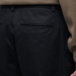Two Tuck Wide Chino Pants [Black]