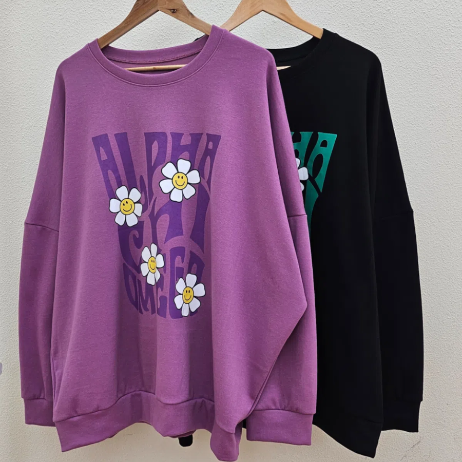 Loose Fit Daisy Oversized Sweatshirt