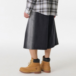 Side Brush Long Bermuda Denim Pants [Black]