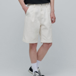 One Tuck Wide Denim Shorts [Cream]