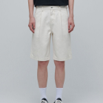 One Tuck Wide Denim Shorts [Cream]