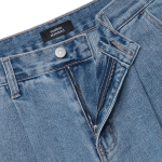 One Tuck Wide Denim Shorts [Light Indigo]