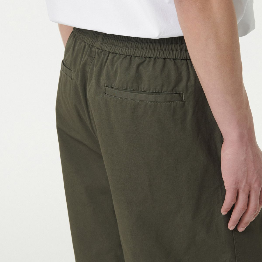 Cotton One-Tuck Wide Banding Shorts [Khaki]