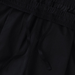 Cotton One-Tuck Wide Banding Shorts [Black]