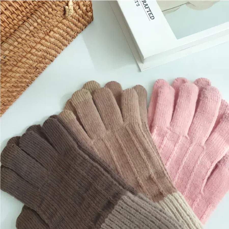 Женские Зимние Перчатки с Контрастной Отделкой и Touch-совместимостью — тепло и удобство каждый день