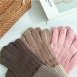 Женские Зимние Перчатки с Контрастной Отделкой и Touch-совместимостью — тепло и удобство каждый день