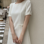 Элегантное твидовое платье с жемчужными пуговицами и короткими рукавами