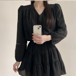 Костюм с блузкой и мини-юбкой с шортами внутри