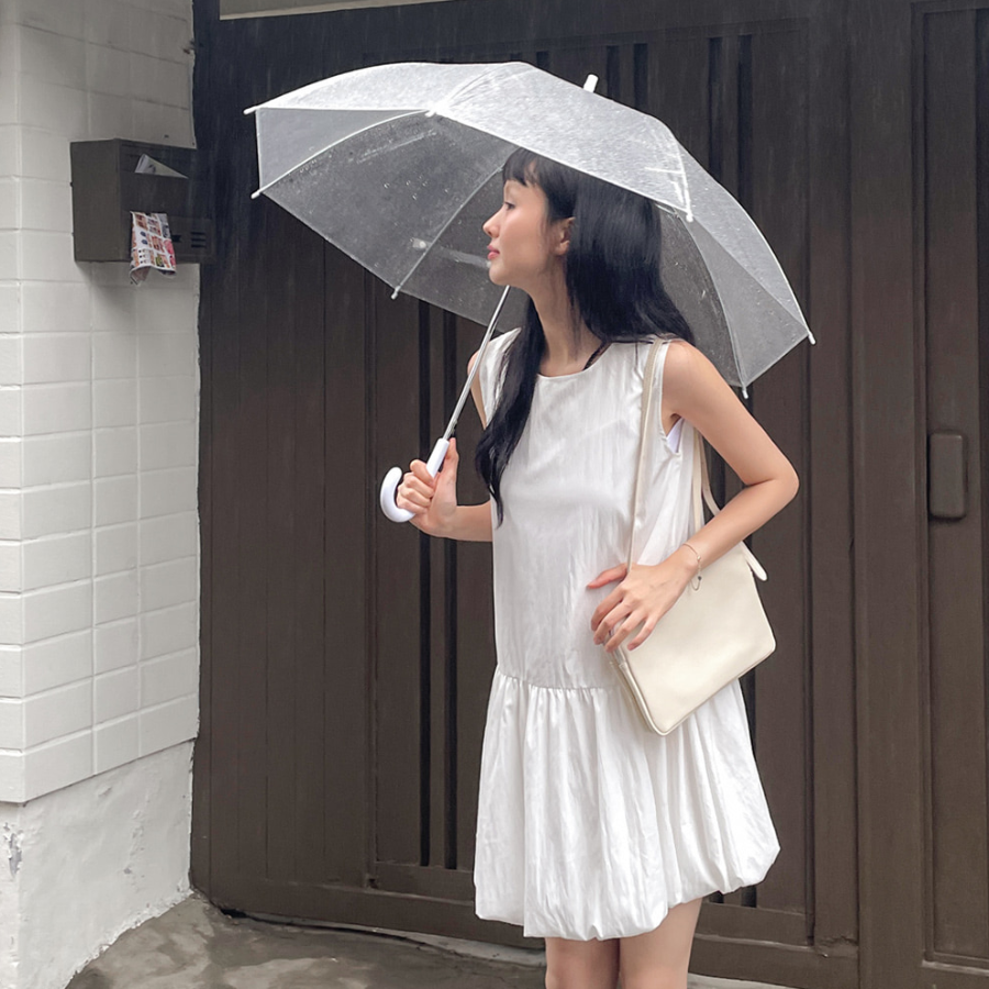 Мини-платье с бретелями и объёмным баллон-кроем