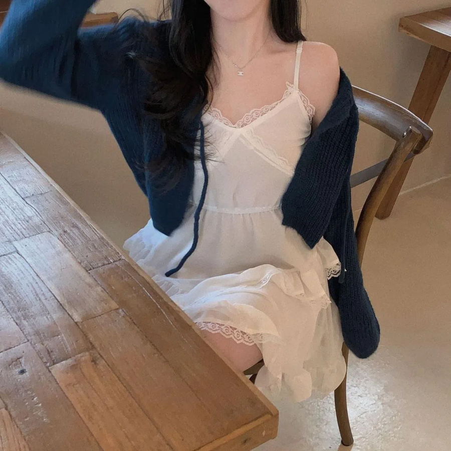 Асимметричное мини-платье из шифона с кружевом и ярусной юбкой