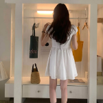 Мини-платье с вышивкой и бантом в айлет-стиле