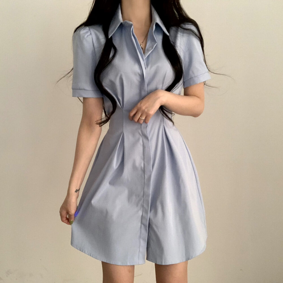 Мини-платье-рубашка с короткими рукавами и задней резинкой