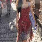 Летнее шифоновое платье с асимметричным подолом и цветочным принтом