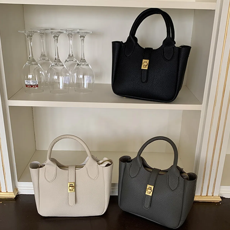 Daily Cross Bucket Bag — вместительная и практичная сумка-ведро для повседневного использования