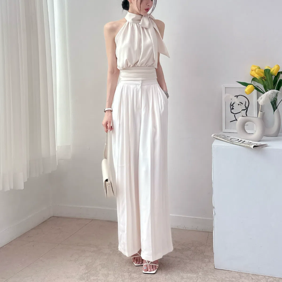 Suyeon Silky Scarf Ribbon Halterneck Blouse