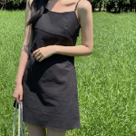 Льняное мини-платье-комбинация с бретелями и бантом