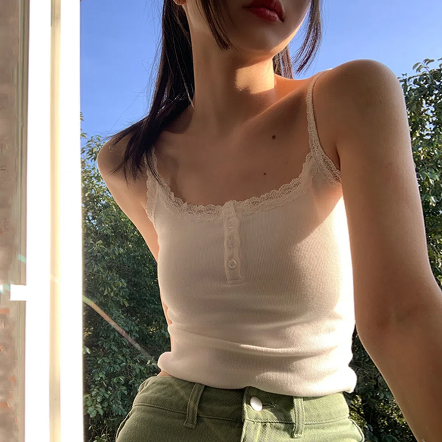 Lace Point Sleeveless Tank Top