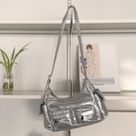 Oz Buckle Pocket Gear Bag — практичная сумка в стиле «техно» с пряжками и множеством карманов