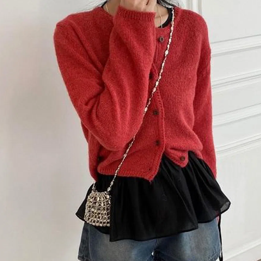 Сумка из серебристых бусин — блестящий акцент для стильного образа