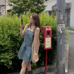 Мини-комбинезон с подтяжками из денима