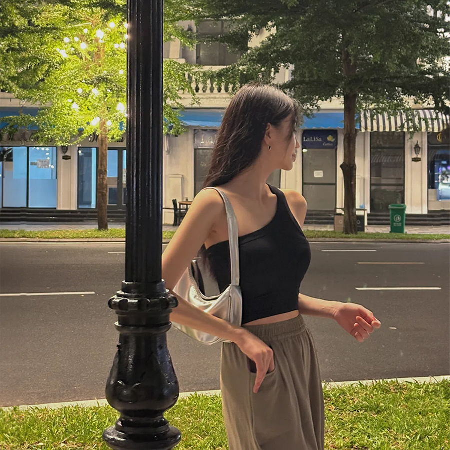 Leaf Unbalance Crop Top