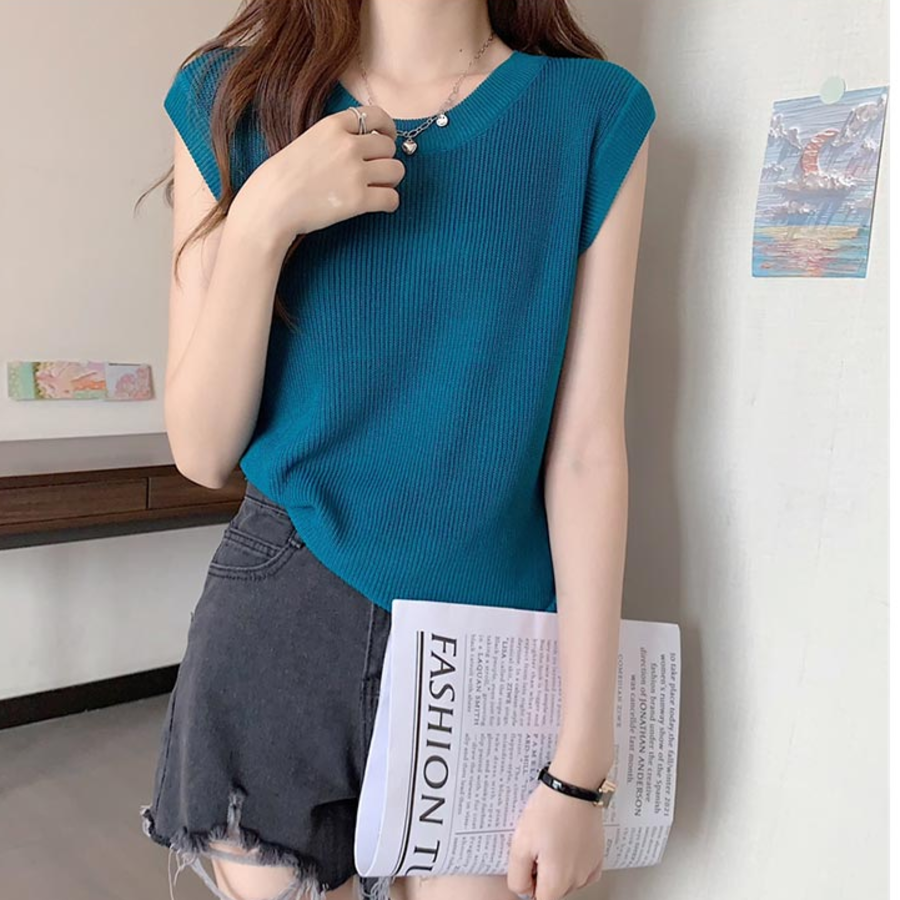 Ribbed Round Neck Tank Top