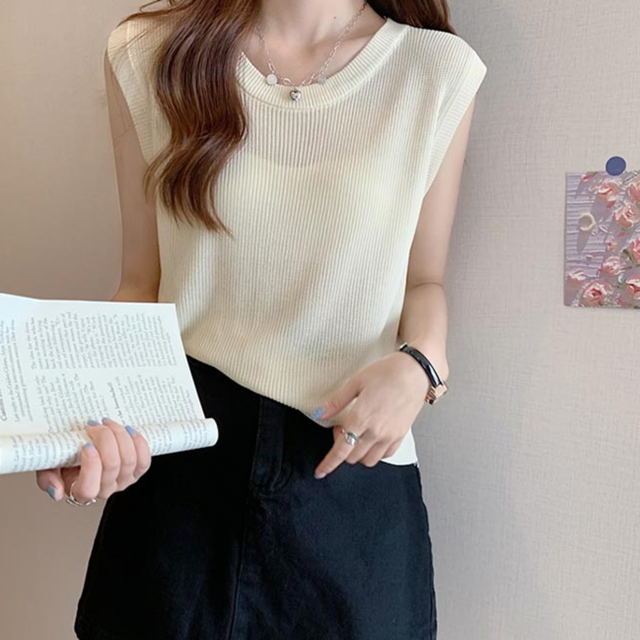 Ribbed Round Neck Tank Top