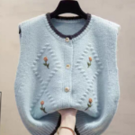 Song-i Flower Knit Vest
