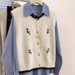 Song-i Flower Knit Vest