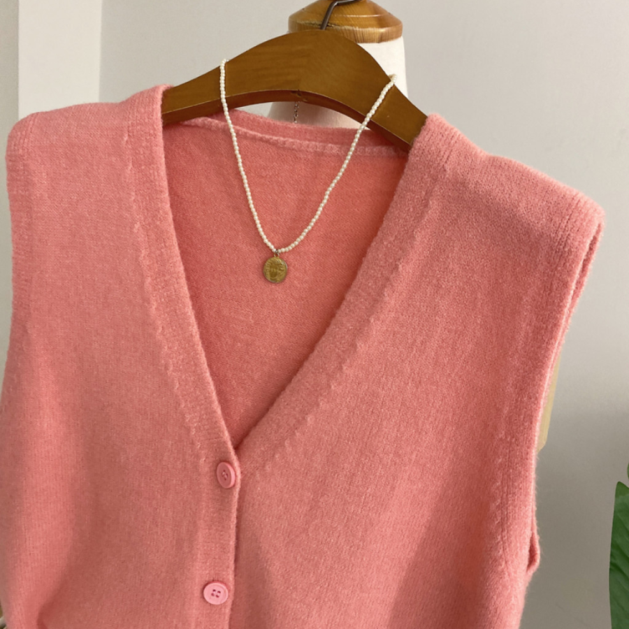 Telliro Soft Button Knit Vest