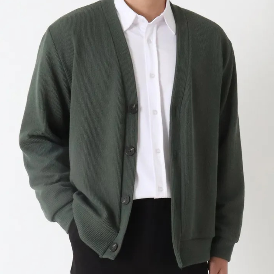 James V-Neck Plain Knit Cardigan (Plus Size)
