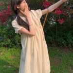 Мини-платье с пышными рукавами и отложным воротником