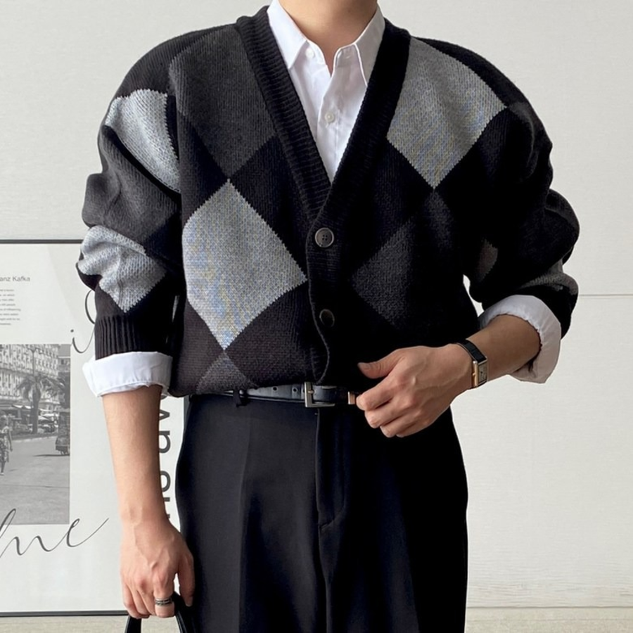 Oversized Argyle V-Neck Ribbed Diamond Cardigan