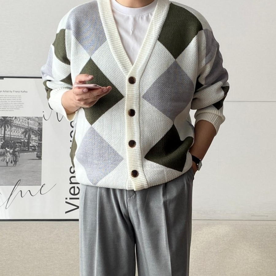 Oversized Argyle V-Neck Ribbed Diamond Cardigan