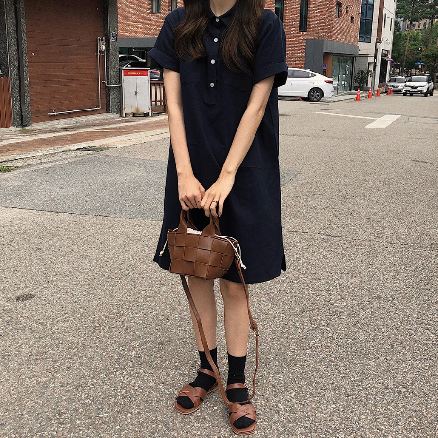 Рубашечное платье в стиле минимализм