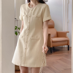 Классическое твидовое платье с короткими рукавами