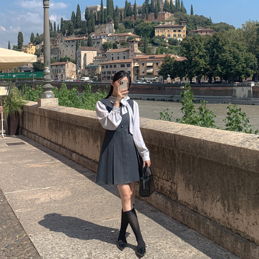 Платье с плиссировкой и линией принцессы в стиле “вишнёвого цветения”