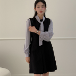 Расклешённое миди-платье-бюстье в стиле “вишнёвого цветения”