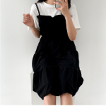 Платье с короткими рукавами и плиссировкой