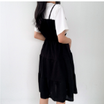 Платье с короткими рукавами и плиссировкой