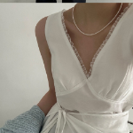 Кружевное платье-бюстье с юбкой в романтичном стиле