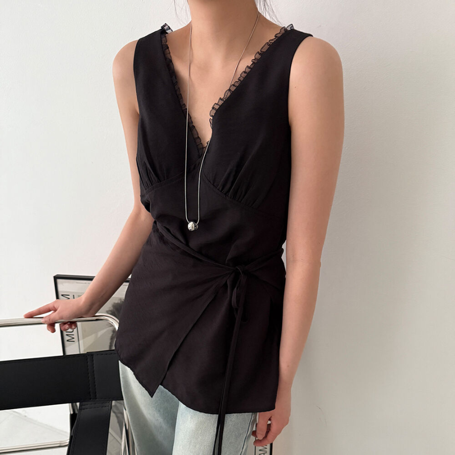 Кружевное платье-бюстье с юбкой в романтичном стиле