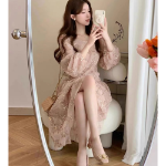 Женственное блестящее платье