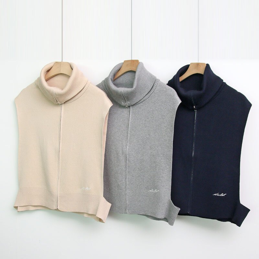 High-Neck Turtleneck Zip-Up Knit Vest